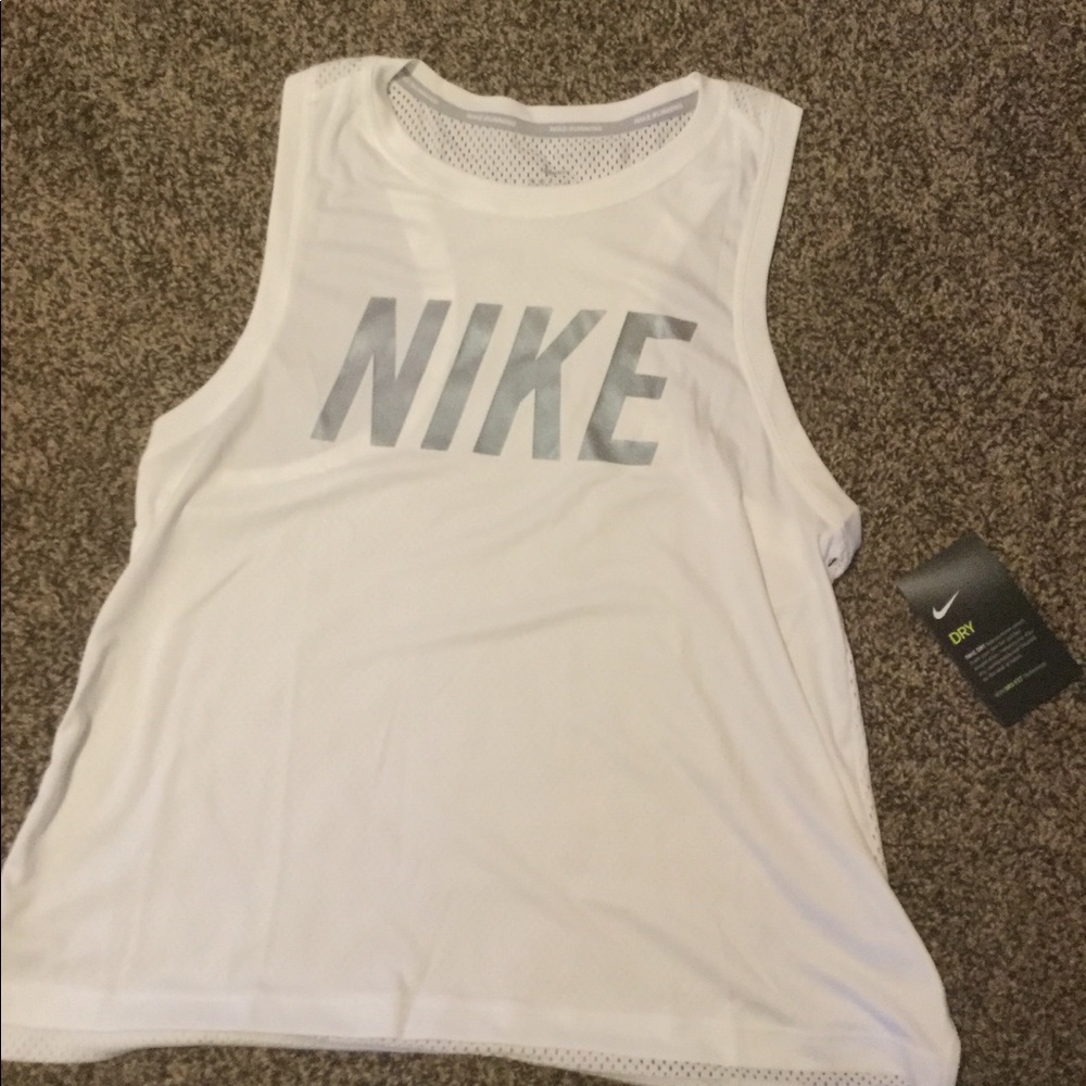 NWT Nike mesh back workout tank